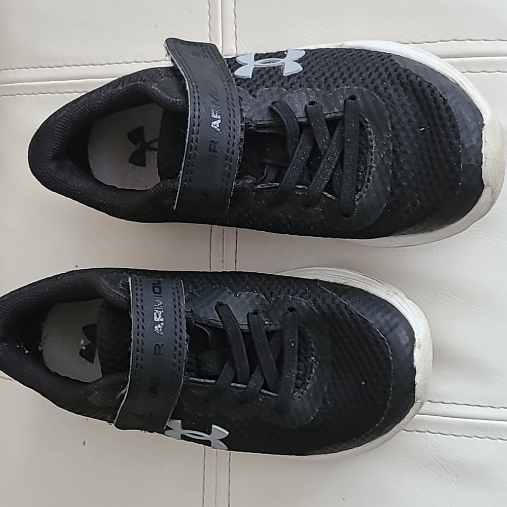 Under Armour Size 11 kids